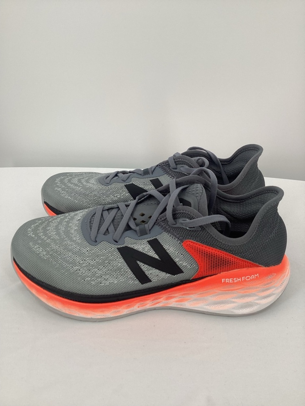 New Balance Fresh Foam More v2 Gray- Orange - Picture 3 of 9